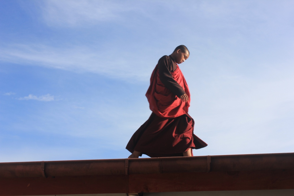 Bhutan là quốc gia Phật giáo. Phải chăng họ hạnh phúc từ tâm theo giáo lý Phật?
